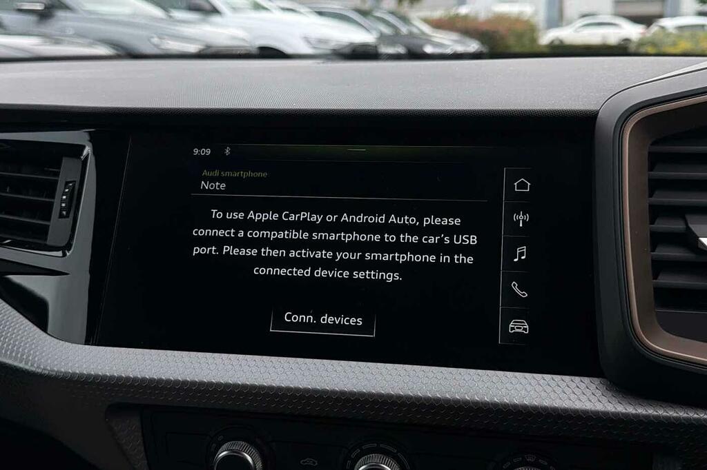 Audi A1 1L Sport White #26