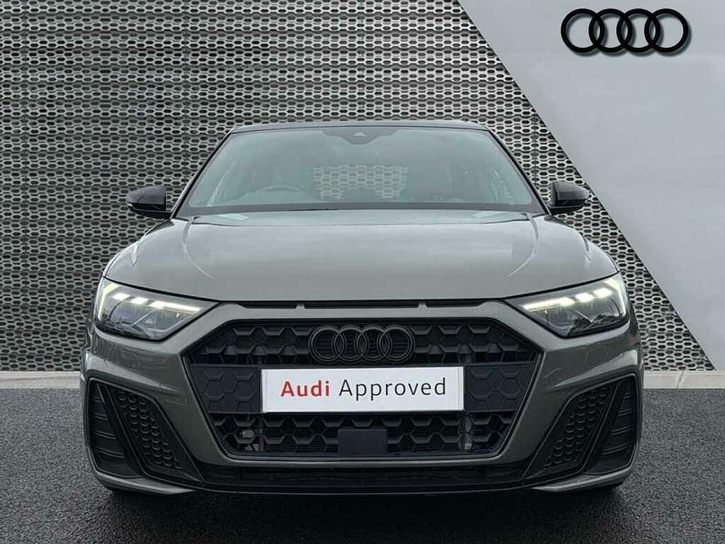 Audi A1 1L Sport White #7