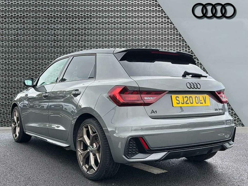 Audi A1 1L Sport White #3