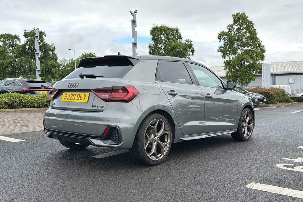 Audi A1 1L Sport White #15