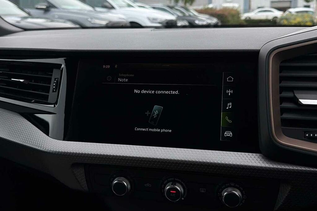Audi A1 1L Sport White #29