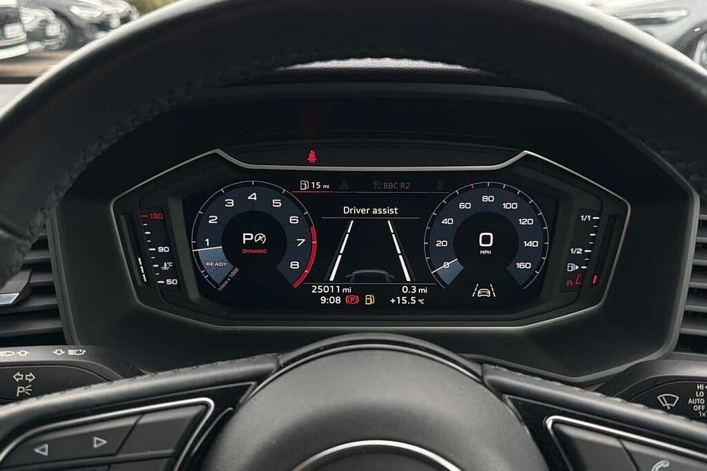 Audi A1 1L Sport White #24