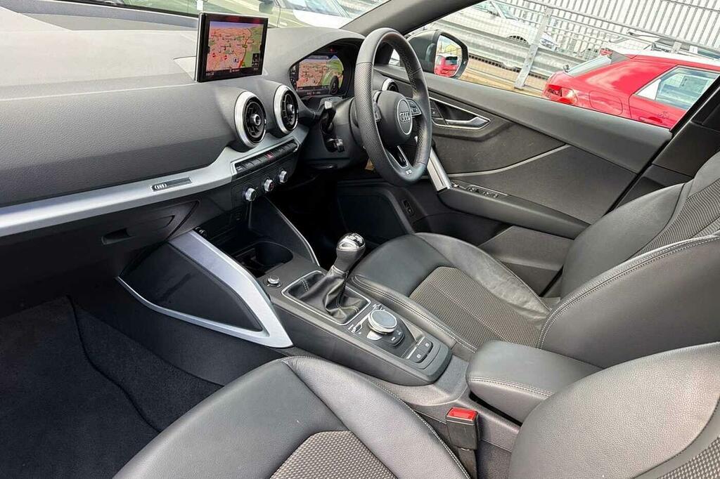 Audi Q2 S Line 30 Tfsi 110 Ps 6-Speed Grey #2
