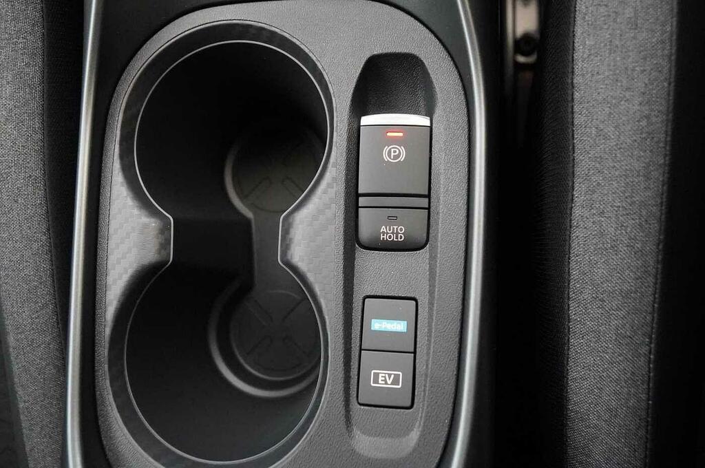 Nissan Juke N-connecta Grey #31