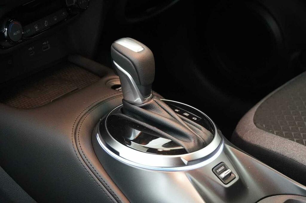 Nissan Juke N-connecta Grey #29