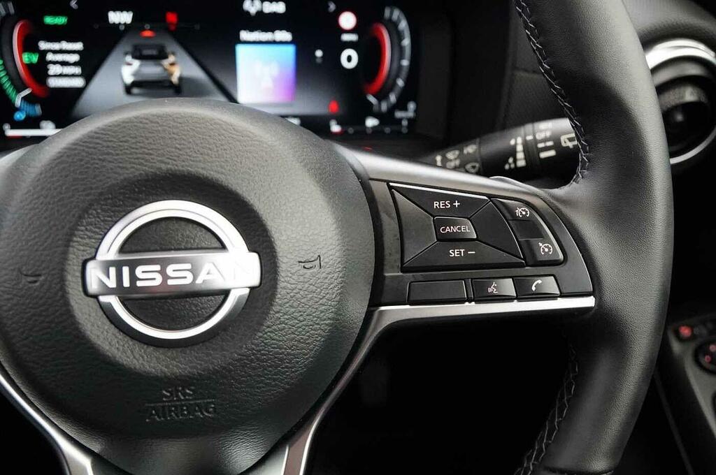 Nissan Juke N-connecta Grey #34