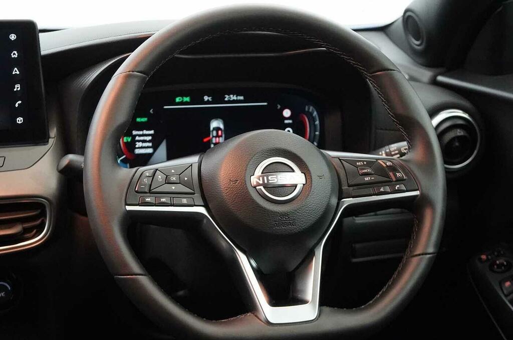 Nissan Juke N-connecta Grey #32
