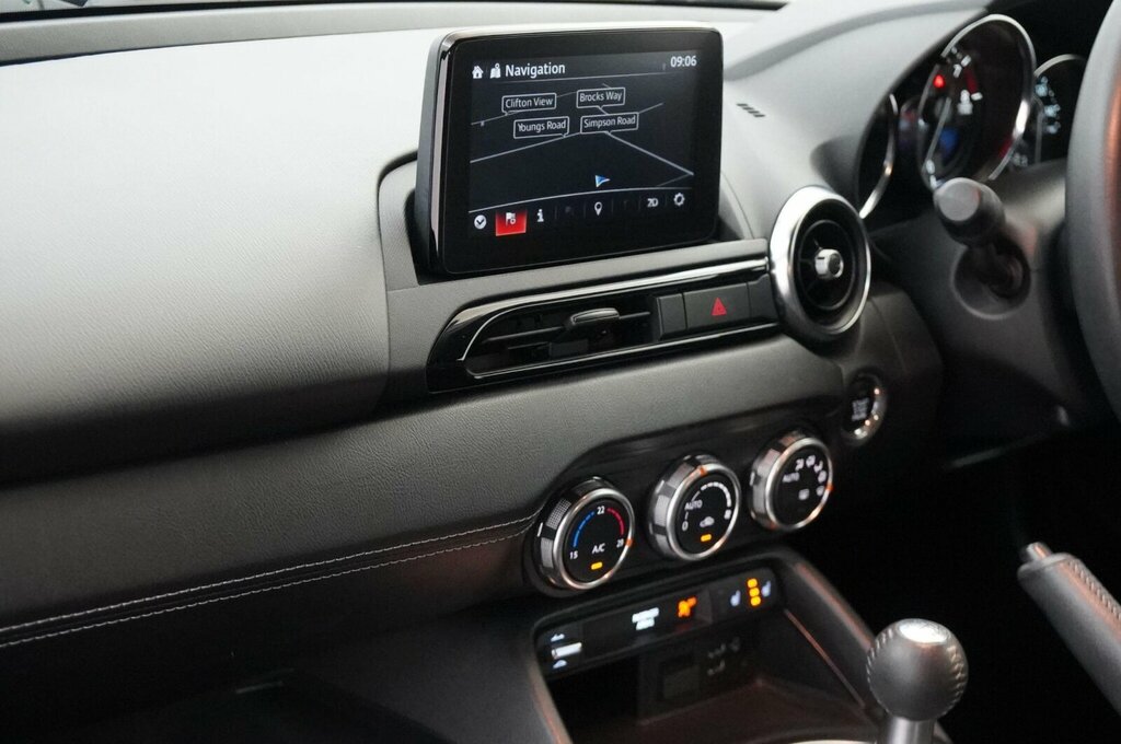 Mazda MX-5 1.5 132 Exclusive-line Blue #28