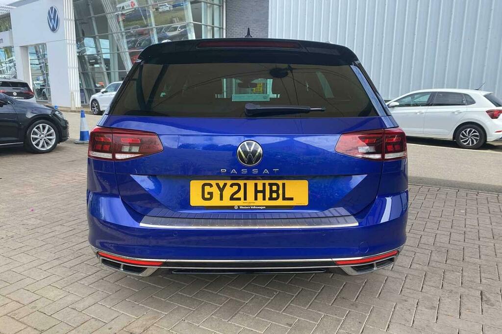Volkswagen Passat Gte Dsg Grey #10