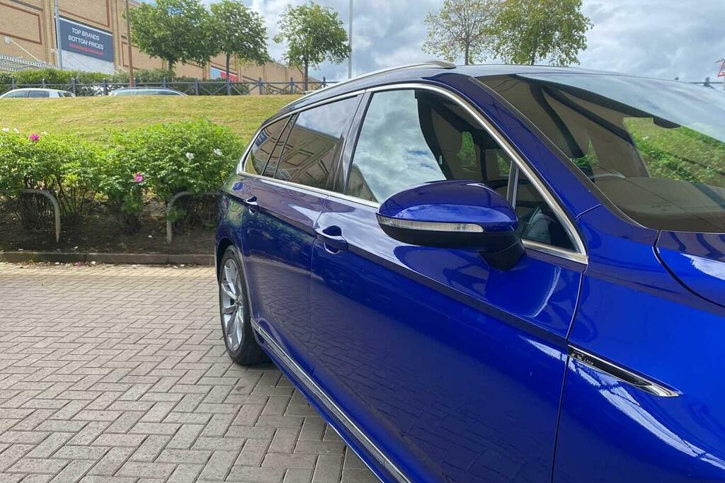 Volkswagen Passat Gte Dsg Grey #48