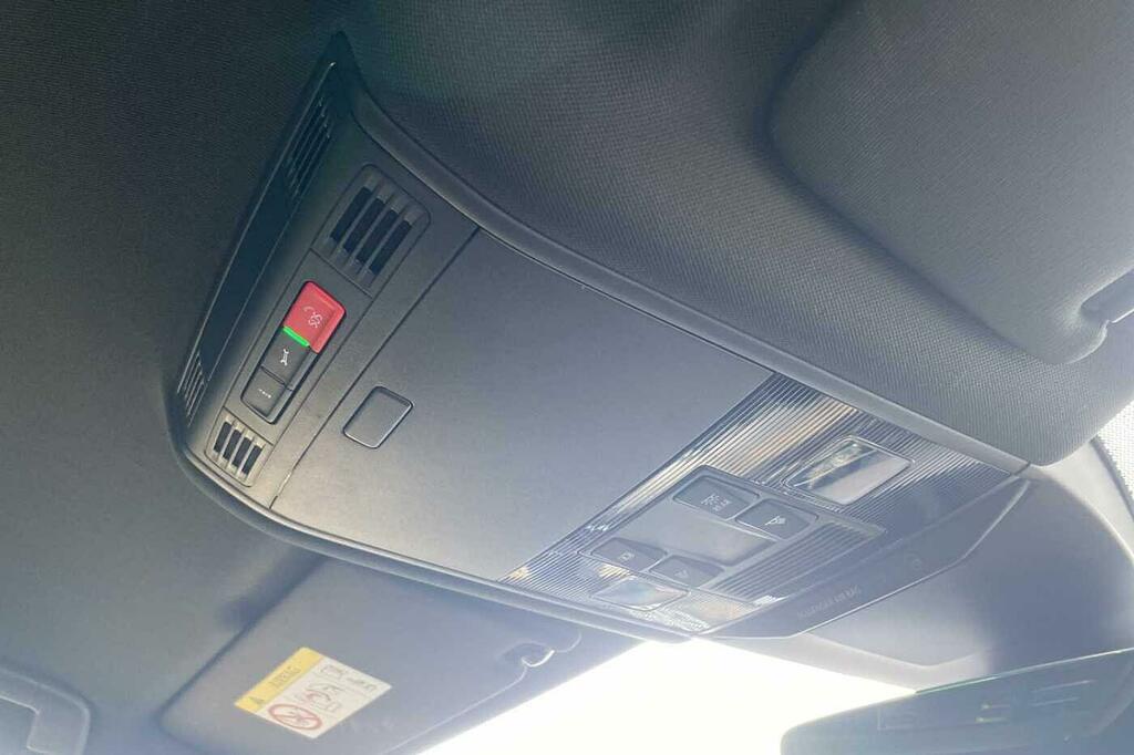 Volkswagen Passat Gte Dsg Grey #35