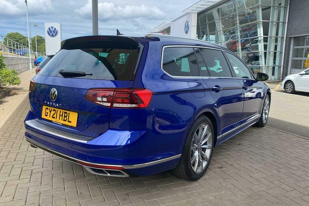 Volkswagen Passat Gte Dsg Grey #49
