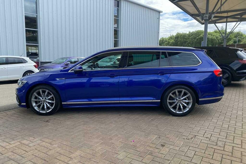 Volkswagen Passat Gte Dsg Grey #8