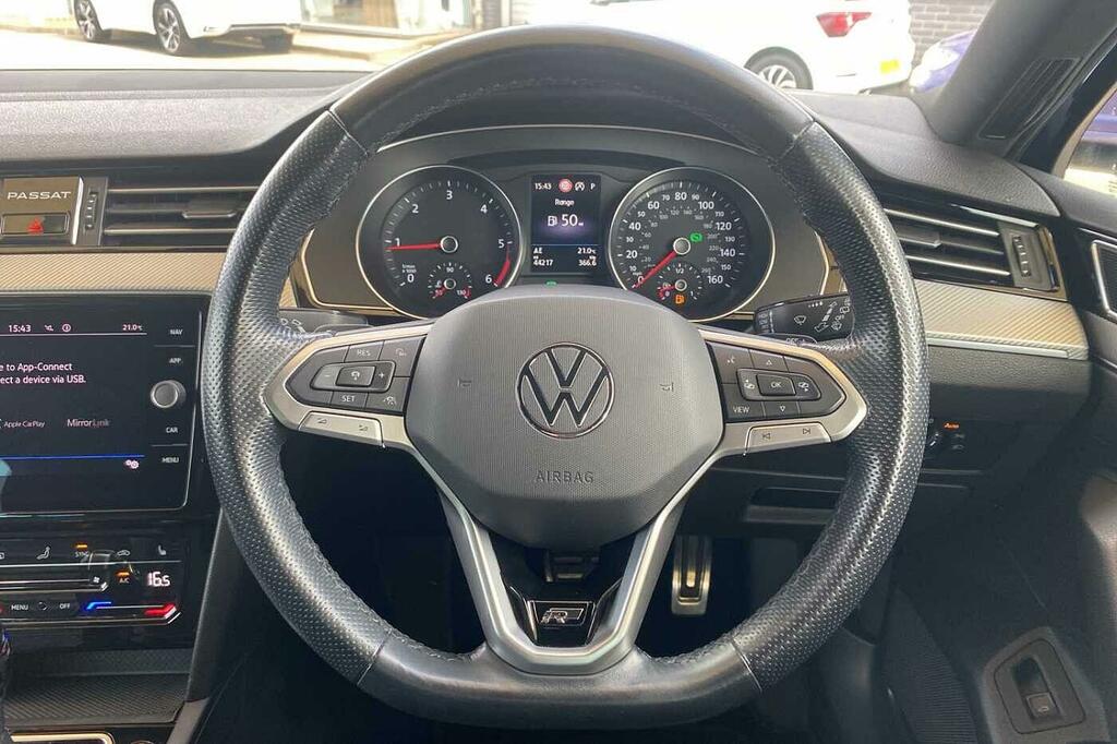 Volkswagen Passat Gte Dsg Grey #19