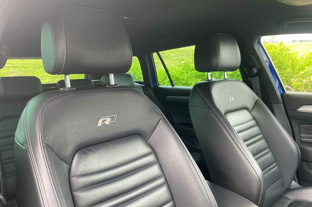 Volkswagen Passat Gte Dsg Grey #36