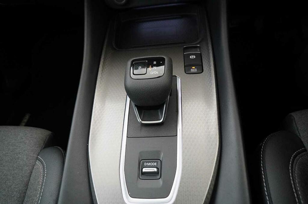 Nissan Qashqai 1.5 E-power Tekna Silver #25