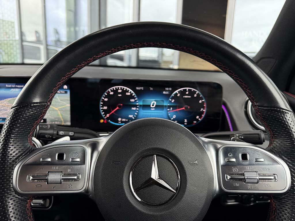 Mercedes-Benz GLB Class Glb 200 Amg Line Premium Grey #4