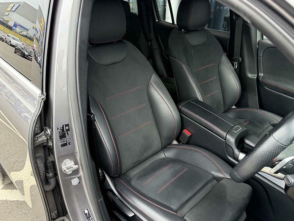 Mercedes-Benz GLB Class Glb200 Amg Line Executive Blue #24