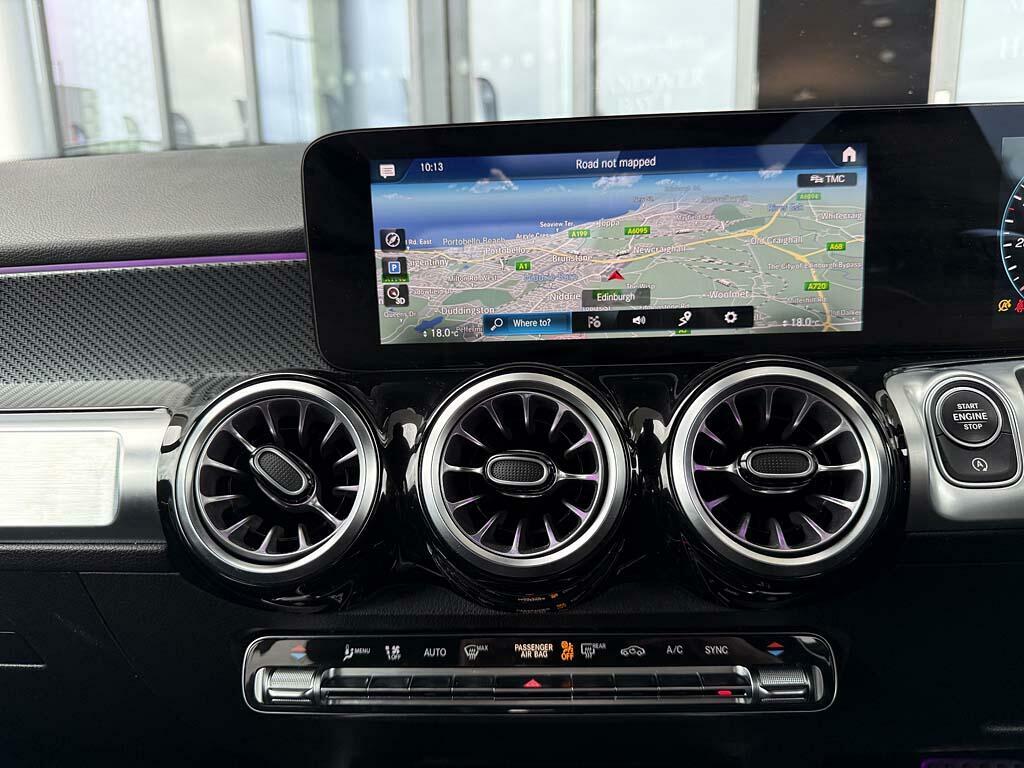 Mercedes-Benz GLB Class Glb200 Amg Line Executive Blue #27