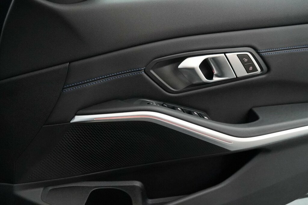BMW 3 Series 330E M Sport Step Pro Pack White #18
