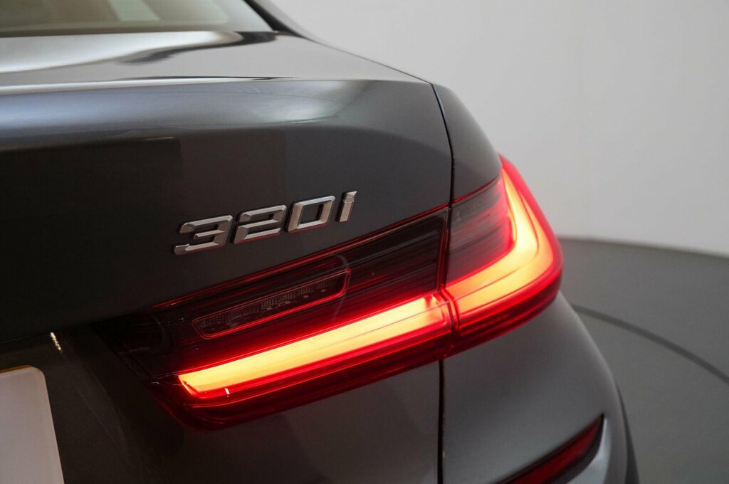 BMW 3 Series 330E M Sport Step Pro Pack White #33