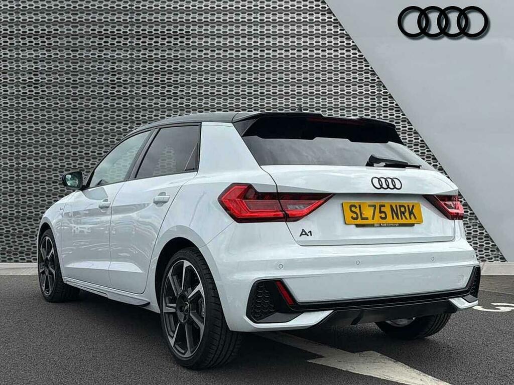 Audi A1 Black Edition 30 Tfsi 116 Ps 6-Speed SL75NRK White #3
