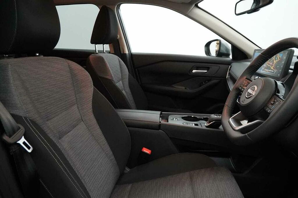 Nissan X-Trail Tekna Black #19
