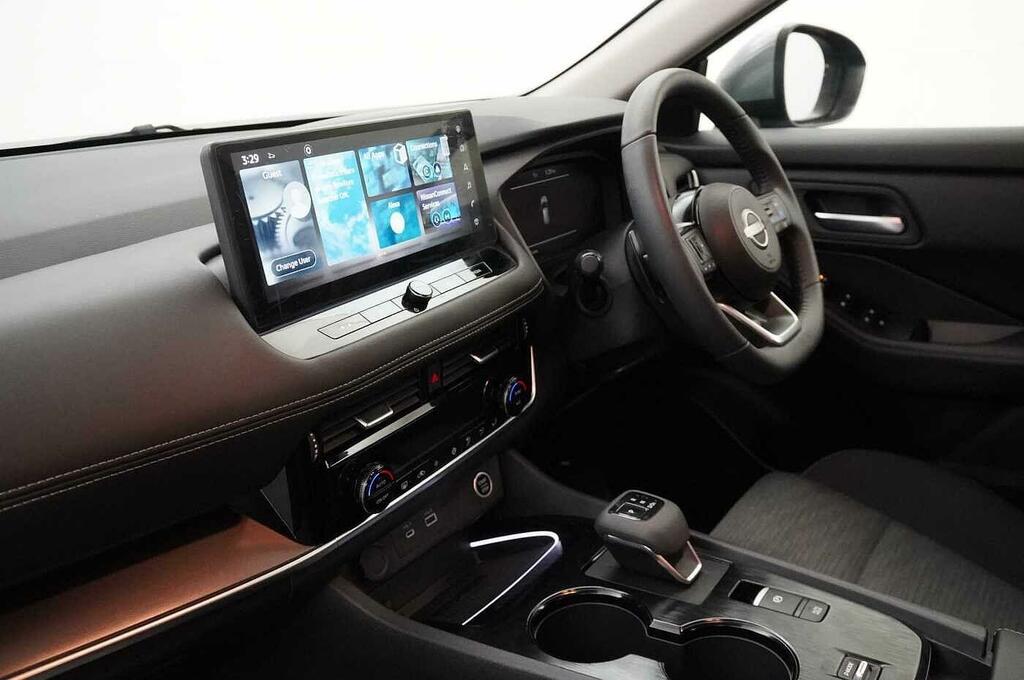 Nissan X-Trail Tekna Black #24