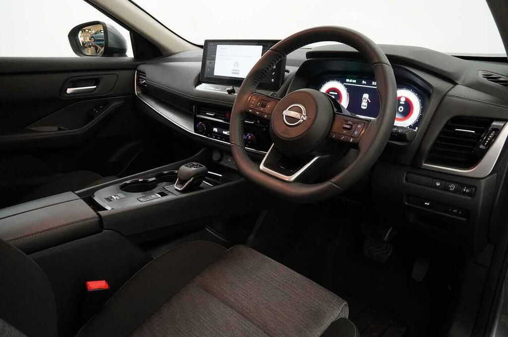Nissan X-Trail Tekna Black #20