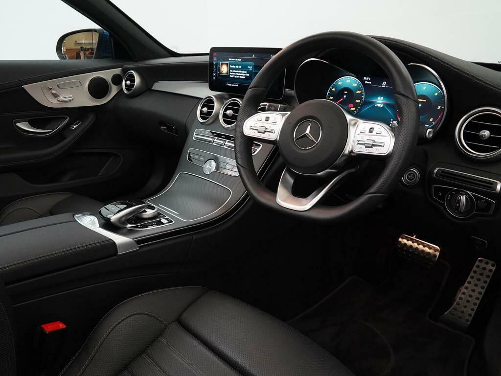 Mercedes-Benz C Class Saloon White #9