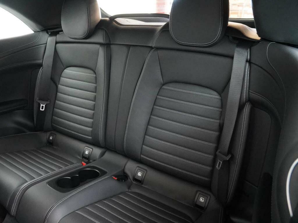 Mercedes-Benz C Class Saloon White #16