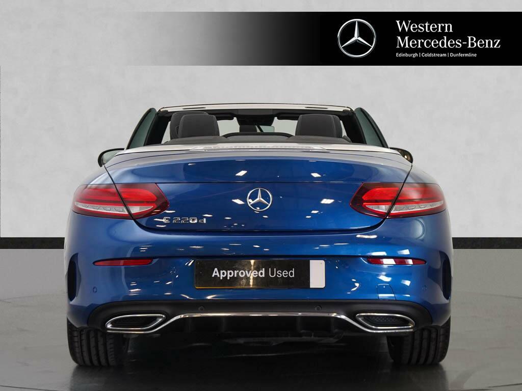 Mercedes-Benz C Class Saloon White #5