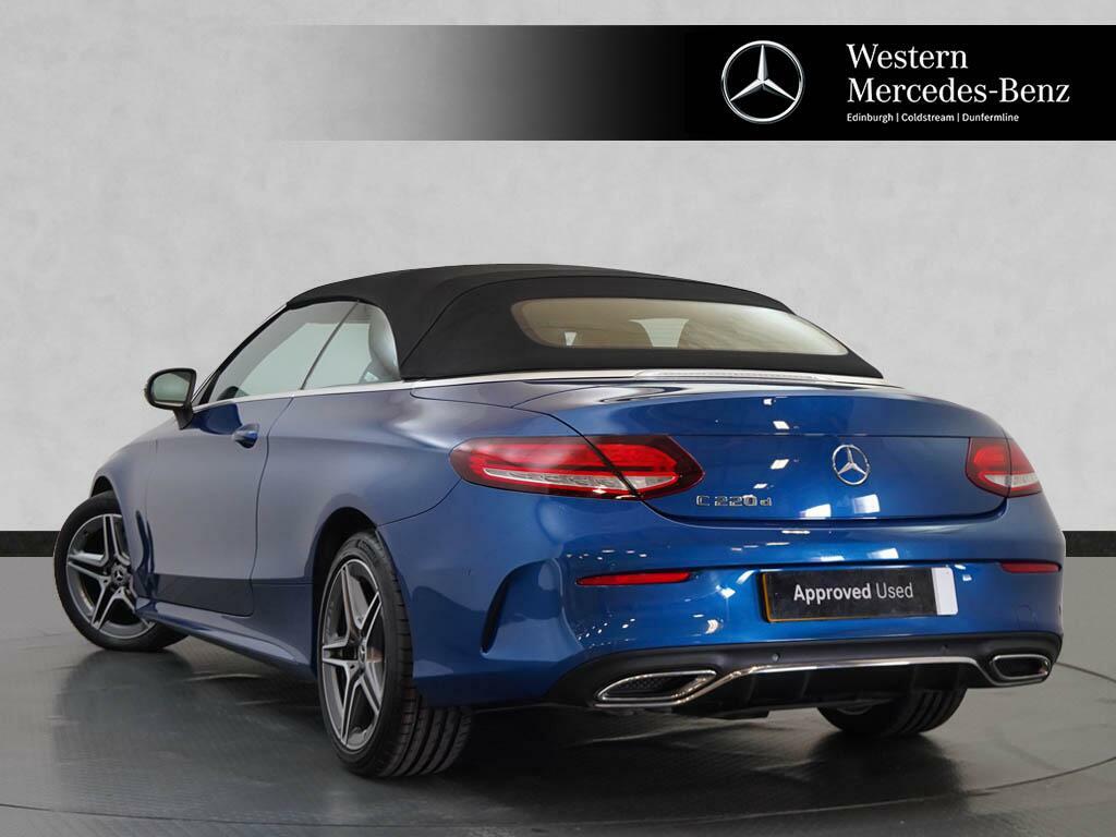 Mercedes-Benz C Class Saloon White #3