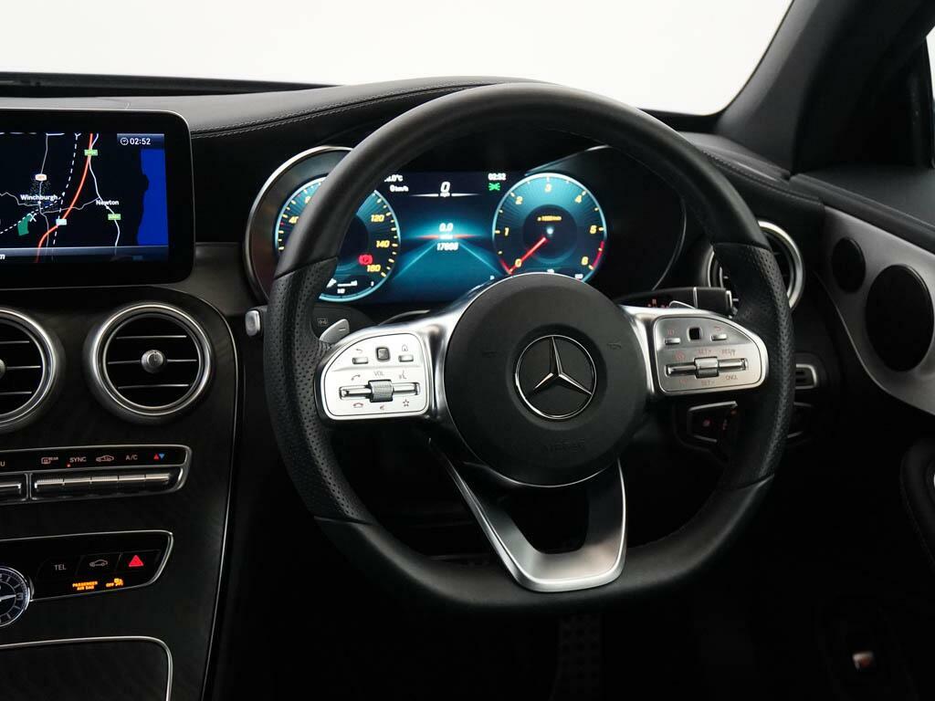 Mercedes-Benz C Class Saloon White #33