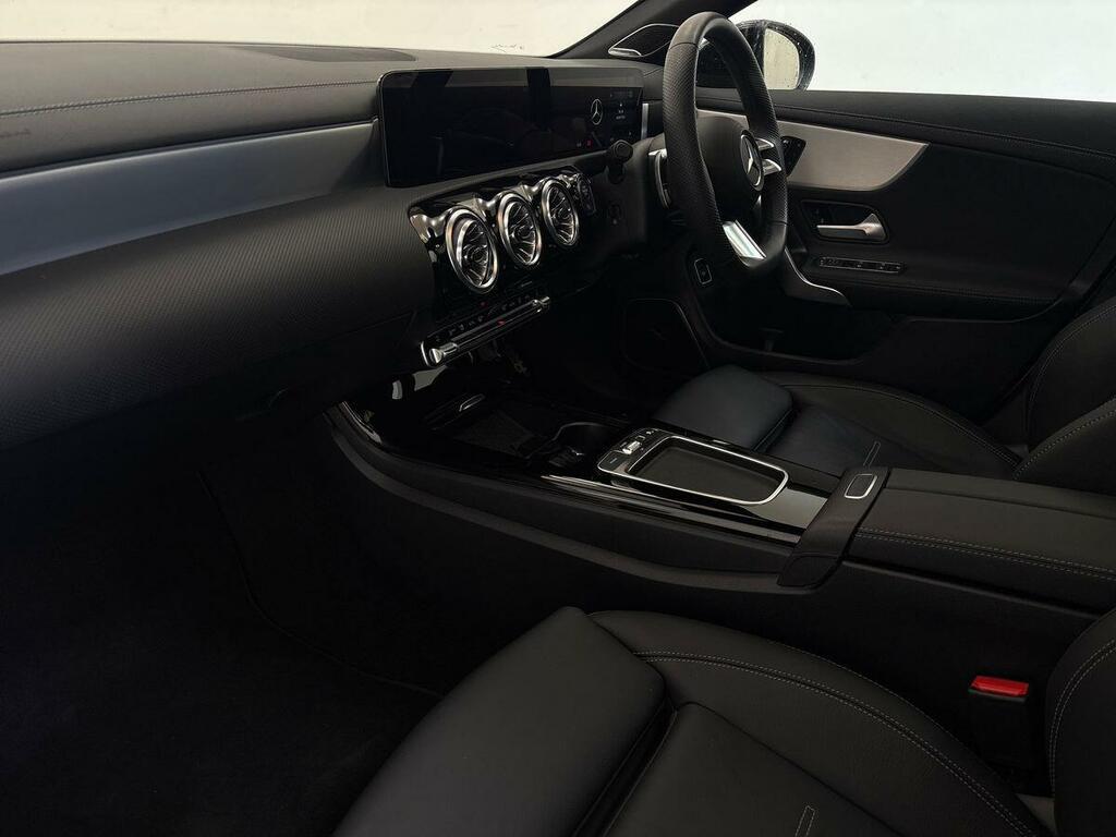 Mercedes-Benz CLA Class 2.0 Cla220d Amg Line Premium Plus Shooting Brake Grey #3