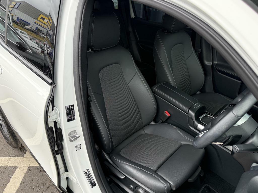 Mercedes-Benz GLB Class Suv Black #28