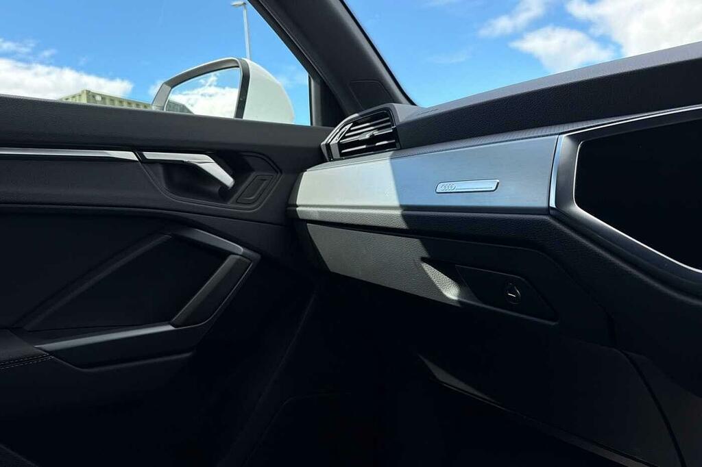 Audi Q3 35 Tfsi Black Edition S Tronic Tech Pro Grey #38