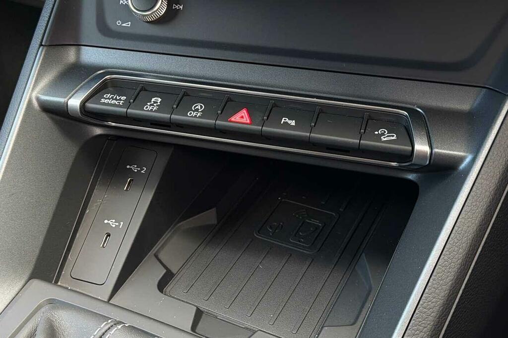 Audi Q3 35 Tfsi Black Edition S Tronic Tech Pro Grey #39