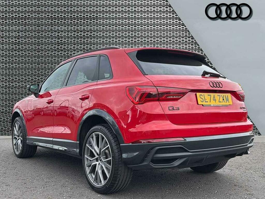 Audi Q3 Black Edition 40 Tfsi Quattro 190 Ps S Tronic Red #3