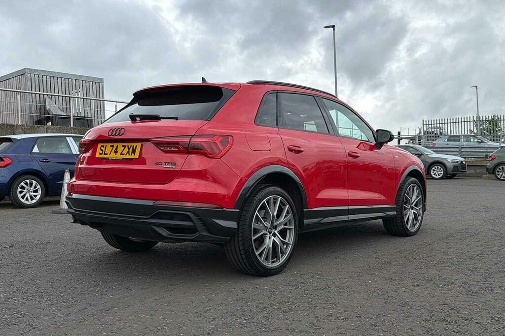 Audi Q3 45 Tfsi E Black Edition S Tronic Black #16