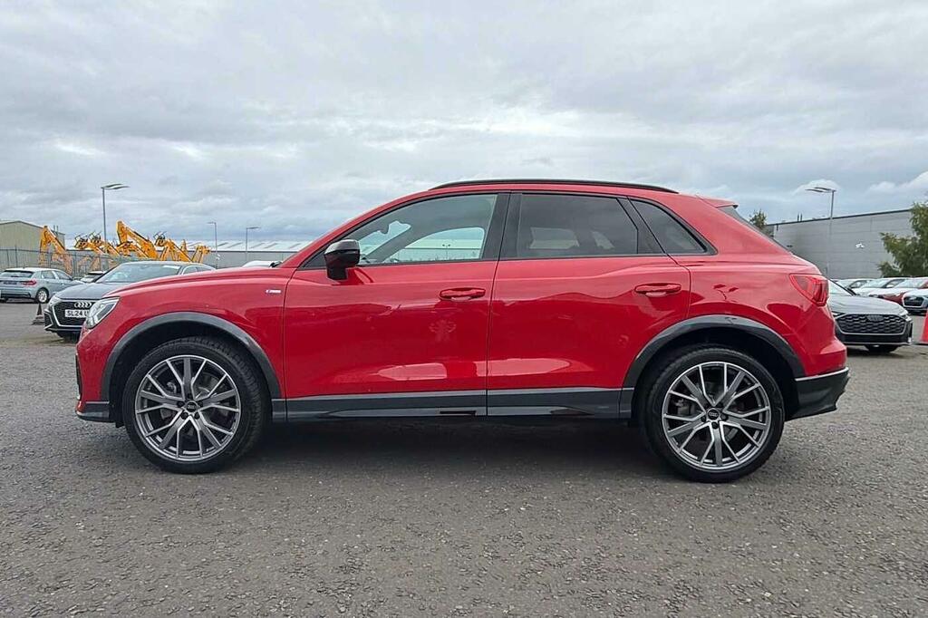 Audi Q3 45 Tfsi E Black Edition S Tronic Black #15
