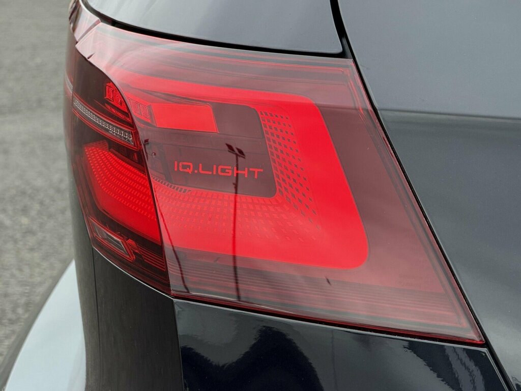 Volkswagen Golf Hatchback  #30