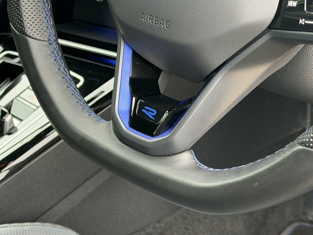 Volkswagen Golf Hatchback  #24