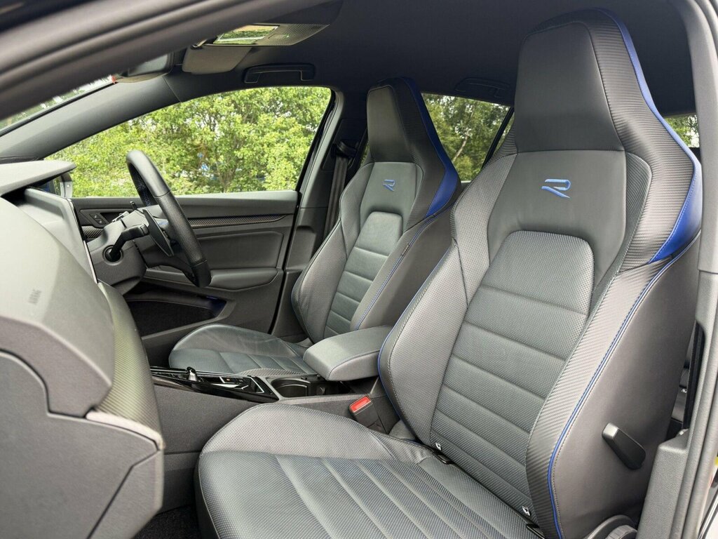 Volkswagen Golf Hatchback  #12