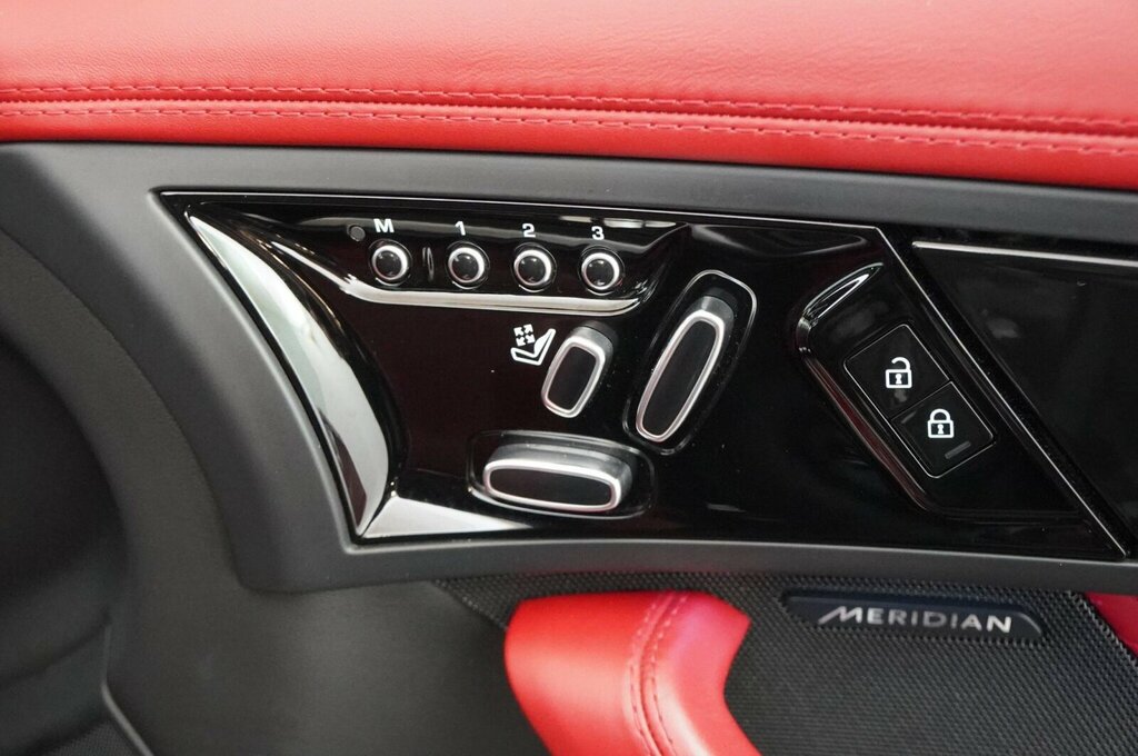 Jaguar F-Type 2.0 P300 R-dynamic Black #14
