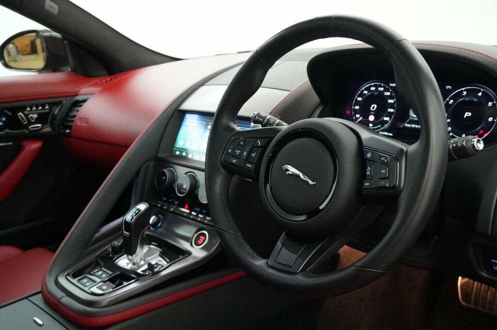 Jaguar F-Type 2.0 P300 R-dynamic Black #29