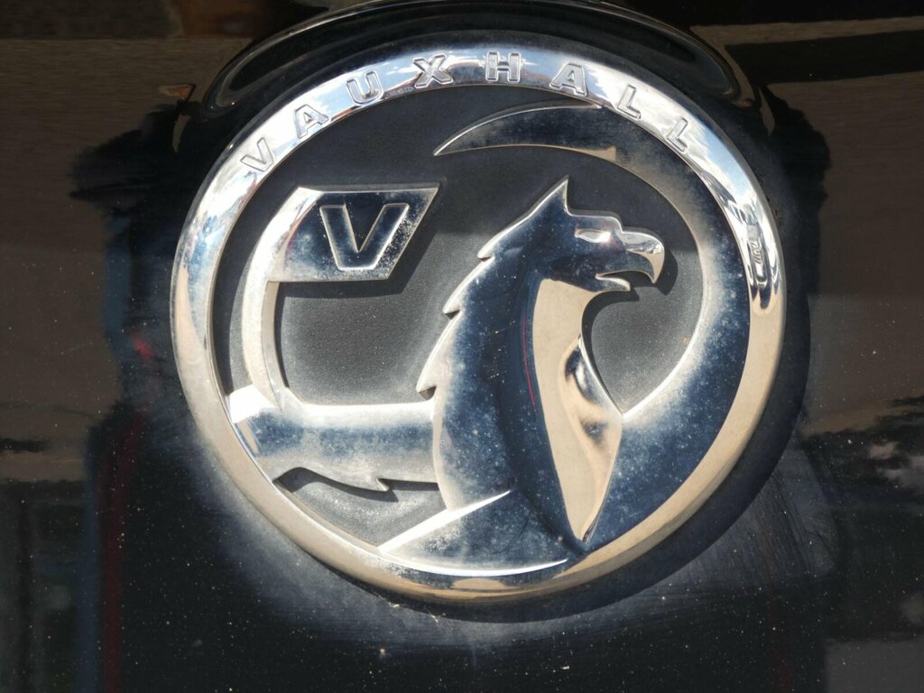 Vauxhall Grandland X Griffin Edition White #10