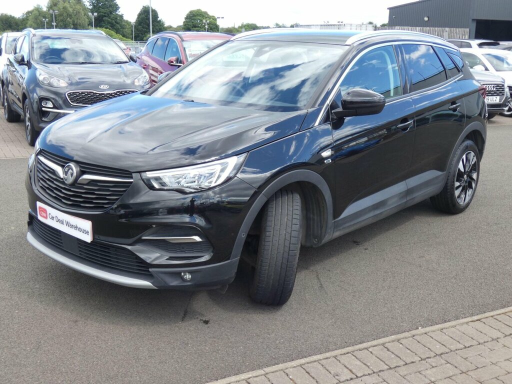 Vauxhall Grandland X Griffin Edition White #30