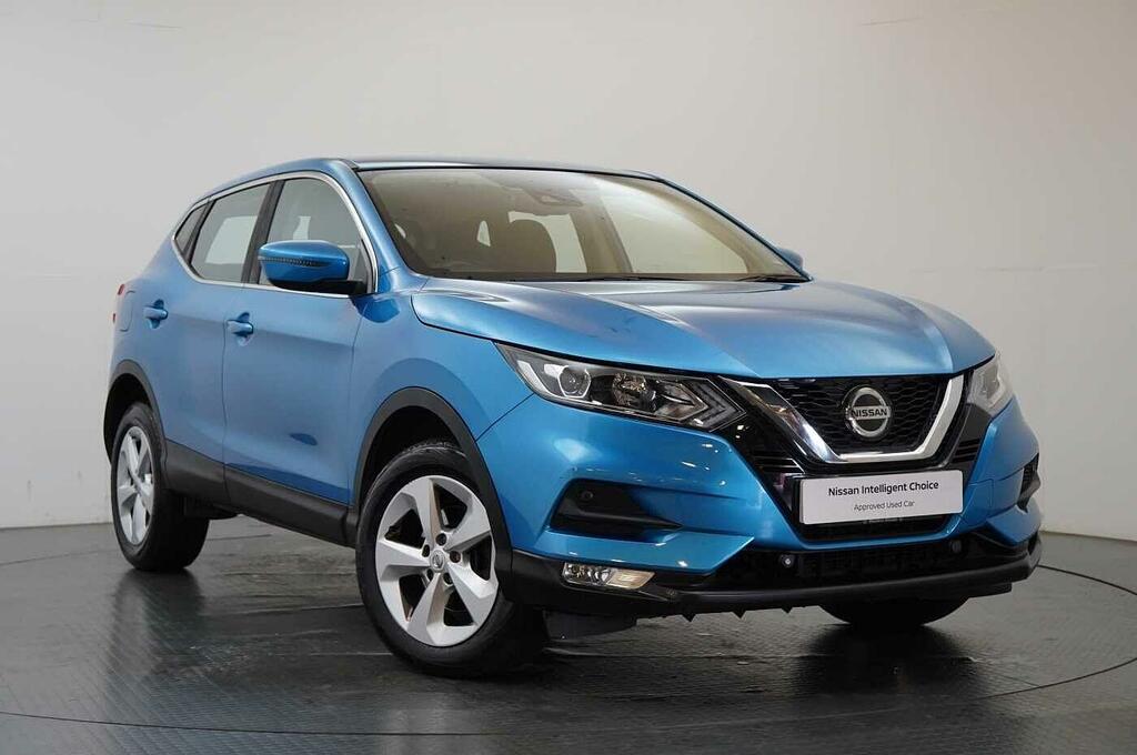 Nissan Qashqai 1.3 Dig-t 140 Acenta Premium With Sat Nav And Rear Blue