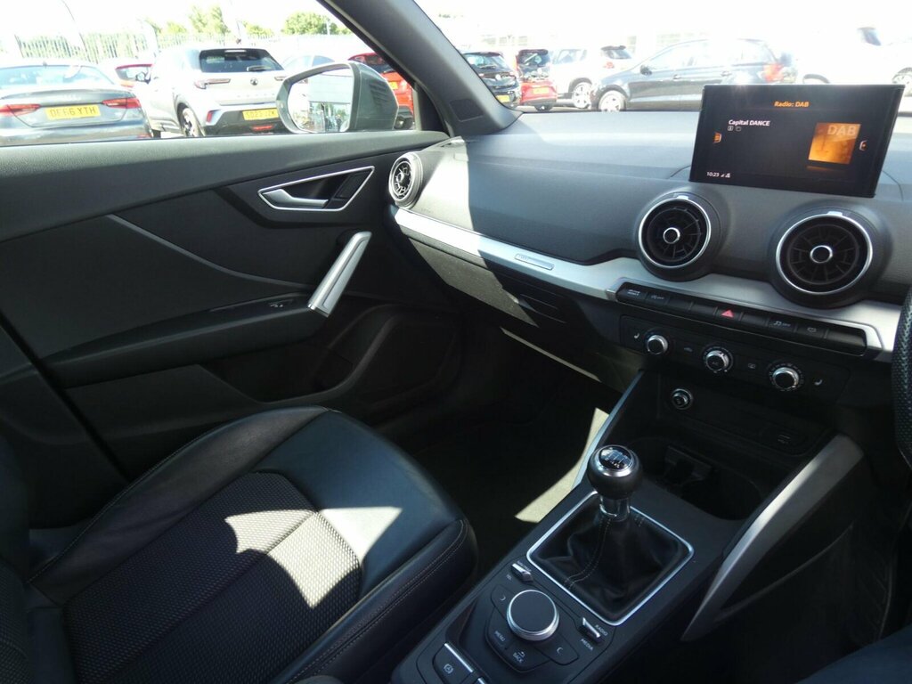 Audi Q2 1.0 Tfsi Sport Black #29